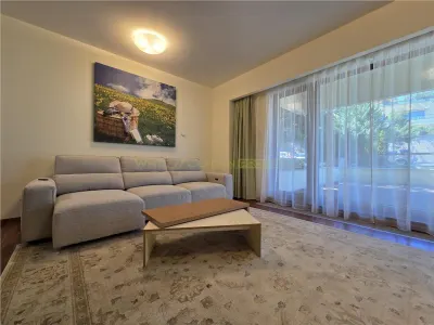 Apartament superb cu 2 camere de inchiriat in Bellevue Residence - Brasov