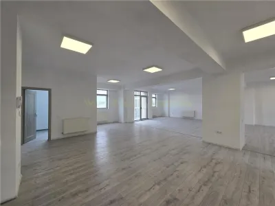 Apartament 4 camere Centrul Civic pretabil co-working hub - foto 7