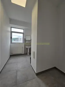 Apartament 4 camere Centrul Civic pretabil co-working hub - foto 9