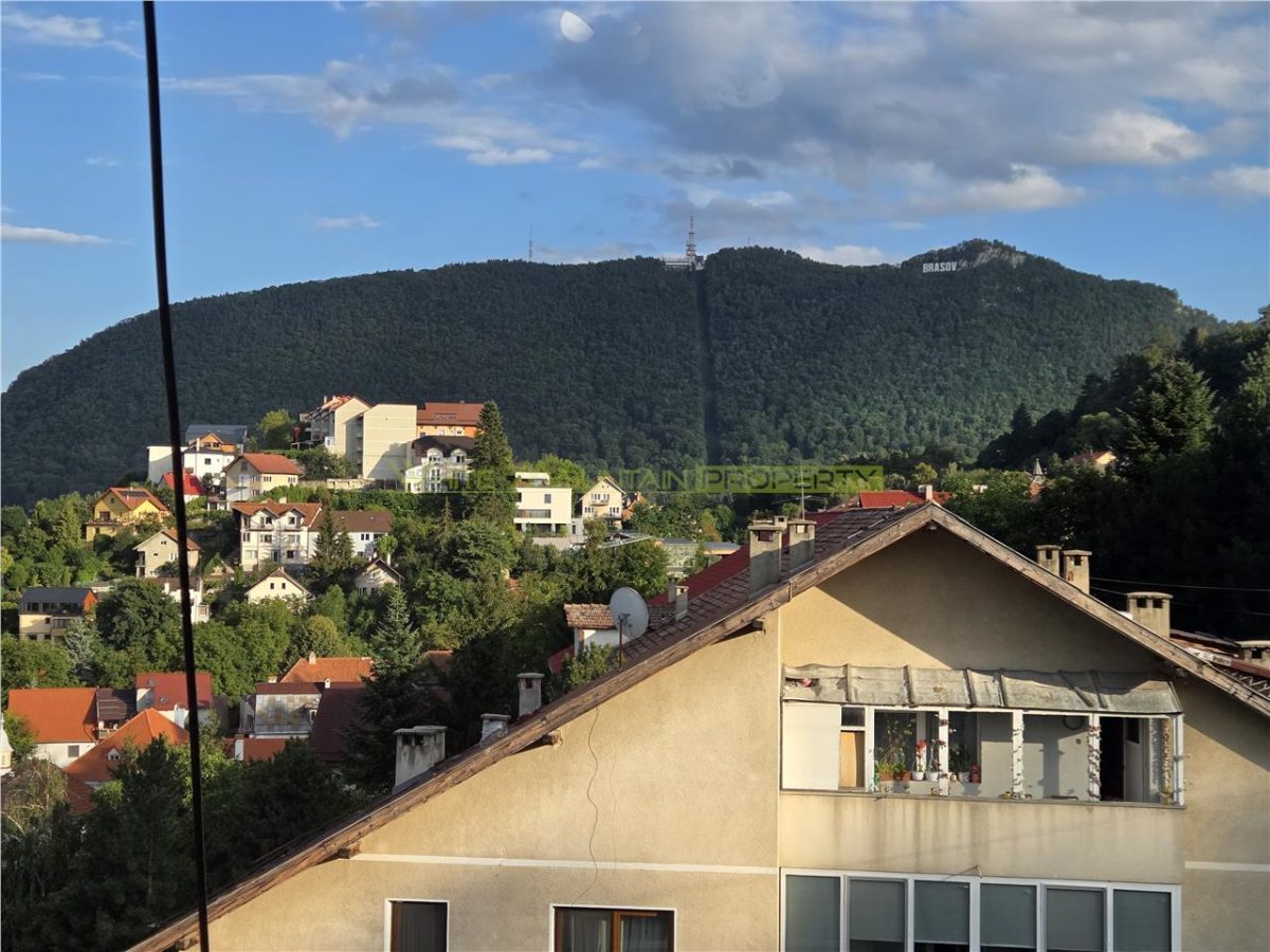 Garsoniera cu priveliste in zona linistita ultracentrala - Brasov