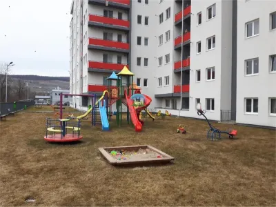 Apartament de inchiriat cu garaj subteran 2 camere - foto 14