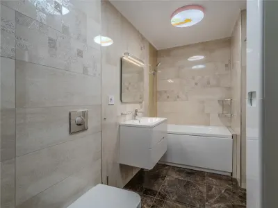 PIPERA - EROU IANCU NICOLAE,VILA ,9 CAMERE,504 MP MP,TEREN 800 MP,PISCINA - foto 25