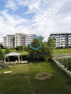 Casa individuala de vanzare cartier Europa-Zorilor, teren generos - foto 1