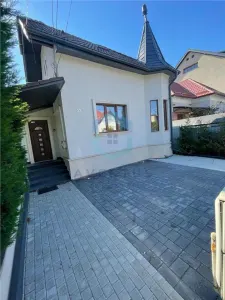 Casa individuala in Andrei Muresanu – Locatie de top, aproape de centru! - foto 3