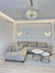 Penthouse 90 mp, terase 30 mp, nou, ultrafinisat - foto 1
