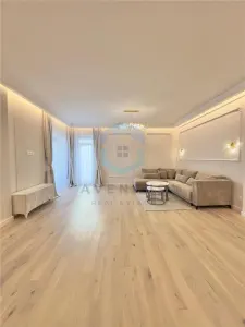 Penthouse 90 mp, terase 30 mp, nou, ultrafinisat - foto 15