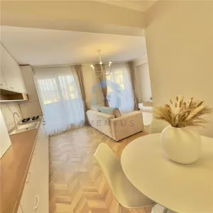 Apartament 2 camere, complet utilat - Floresti