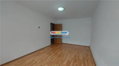 Inchiriere apartament 3 camere, zona Mall! - foto 12