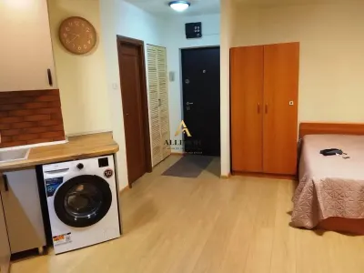 Garsoniera in Ploiesti, zona ultracentrala - foto 4