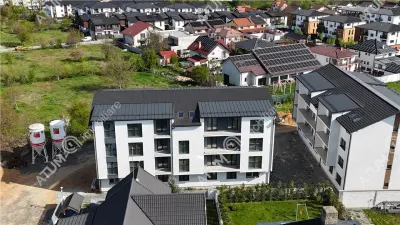 De vanzare apartament cu 2 camere decomandate si balcon etaj 1 zona Semaforului Sibiu - foto 7