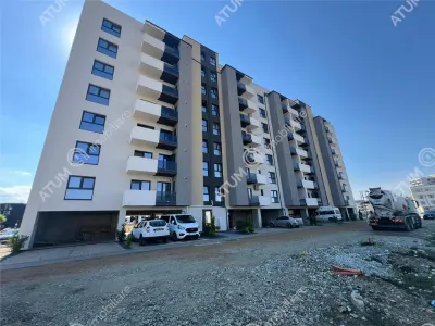 De vanzare apartament 2 camere decomandate camara balcon si loc parcare in zona Doamna Stanca Selimbar - foto 2