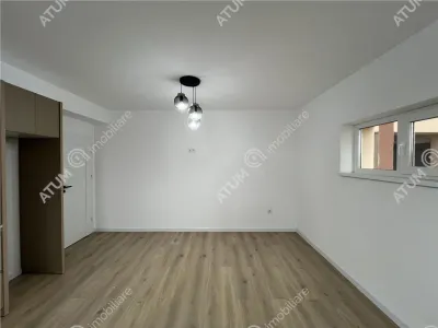 De vanzare apartament cu 3 camere decomandate cu 2 balcoane si loc de parcare in zona Calea Surii Mici - foto 9