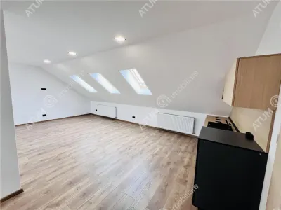De inchiriat spatiu birouri compus din 6 camere situat in localitatea Talmaciu/Sibiu - foto 11