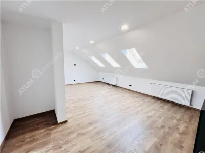 De inchiriat spatiu birouri compus din 6 camere situat in localitatea Talmaciu/Sibiu - foto 13
