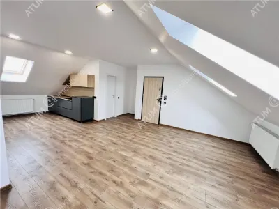 De inchiriat spatiu birouri compus din 6 camere situat in localitatea Talmaciu/Sibiu - foto 19