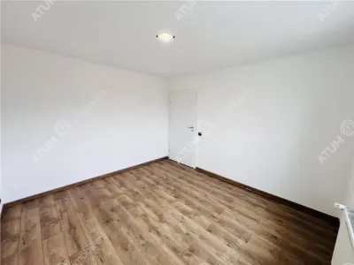 De inchiriat spatiu birouri compus din 6 camere situat in localitatea Talmaciu/Sibiu - foto 10