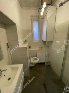 De vanzare apartament cu 2 camere decomandate in zona ultracentrala din Sibiu - foto 16