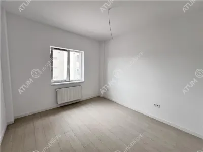 Comision 0! Apartament cu 3 camere decomandate 84 mp debara si balcon de vanzare in zona Rahovei din Sibiu - foto 2
