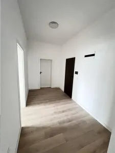 Comision 0! Apartament cu 3 camere decomandate 84 mp debara si balcon de vanzare in zona Rahovei din Sibiu - foto 8