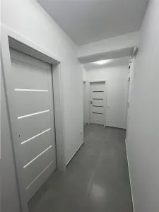 De vanzare apartament cu 2 camere decomandate si loc de parcare zona Doamna Stanca - foto 13