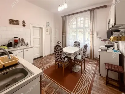 De vanzare apartament cu 4 camere la etajul 1 in zona Centrului Istoric din Sibiu - foto 5