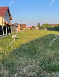 De vanzare teren intravilan 1000 mp cu utilitati in Cristian - Cristian