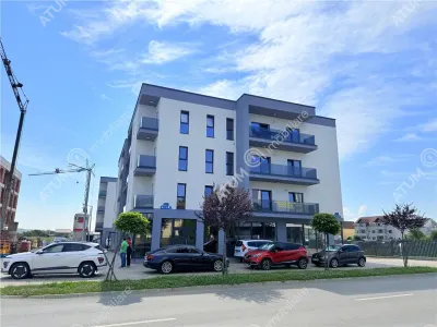 De vanzare in Selimbar apartament cu 2 camere la cheie in zona Pictor Brana - foto 1