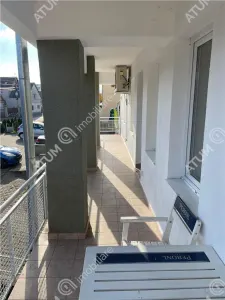 De inchiriat apartament cu 4 camere balcon si loc de parcare situat in zona Strand din Sibiu - foto 14