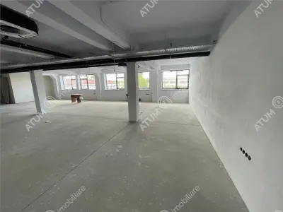 De inchiriat spatiu comercial in zona Calea Surii Mici din Sibiu - foto 2