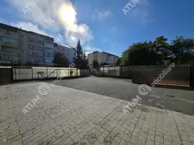 De inchiriat cladire multifuntionala cu parcare extinsa si terasa pentru evenimente corporate in Sibiu - foto 11