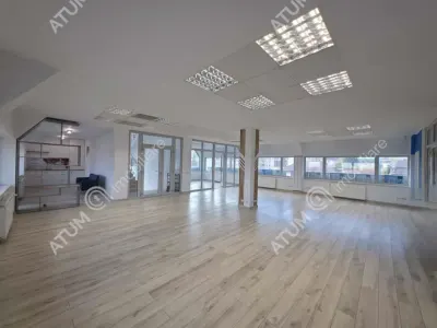 De inchiriat cladire multifuntionala cu parcare extinsa si terasa pentru evenimente corporate in Sibiu - foto 21
