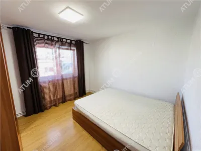 De vanzare apartament cu 2 camere decomandate balcon si pivnita zona Strand din Sibiu - foto 3