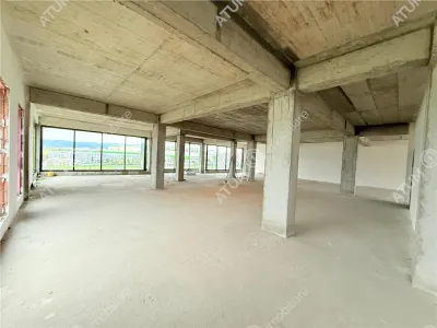 Spatiu comercial si birouri de vanzare in Sibiu 1230 mp utili zona Shopping City Sibiu - foto 2