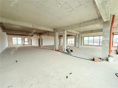 Spatiu comercial si birouri de vanzare in Sibiu 1230 mp utili zona Shopping City Sibiu - foto 13