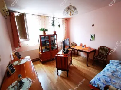 De vanzare casa si hale industriale - 475 mp utili in Cisnadie langa Sibiu - foto 17