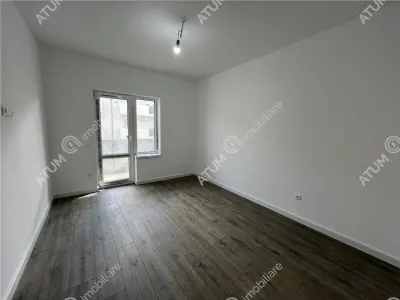 De vanzare apartament cu 3 camere 2 bai si 2 balcoane la etajul 1 zona Doamna Stanca - foto 7