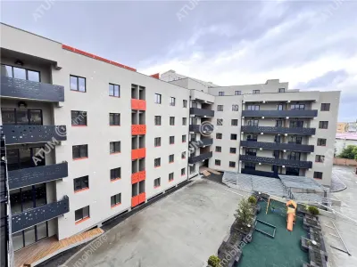 Apartament cu 3 camere decomandate 2 bai si 2 balcoane de vanzare in Sibiu zona Rahovei - foto 14