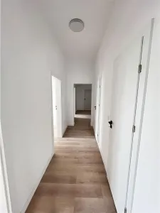 Apartament cu 3 camere decomandate 2 bai si 2 balcoane de vanzare in Sibiu zona Rahovei - foto 6