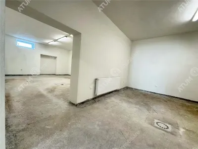 Spatiu comercial de vanzare de 380 mp utili in zona Terezian din Sibiu - foto 17