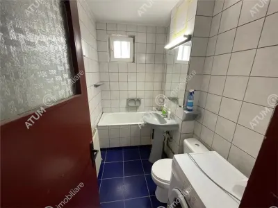 De vanzare apartament cu 2 camere decomandate din zona Terezian Sibiu - foto 8