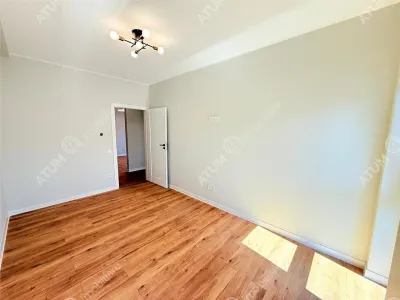 De vanzare apartament finisat la cheie cu 3 camere decomandate 2 bai si 2 balcoane in Selimbar - foto 11