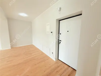 De vanzare apartament la cheie cu 2 camere 50 mp utili zona Pictor Brana din Selimbar - foto 12