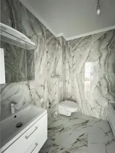 Apartament la alb de vanzare cu 2 camere si gradina proprie 57 mp zona Doamna Stanca Selimbar - foto 6