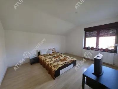 De vanzare casa individuala cu 5 camere terasa si vedere la Muntii Fagaras in cartier Bavaria Sibiu - foto 3