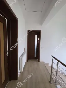 De vanzare casa individuala cu 5 camere terasa si vedere la Muntii Fagaras in cartier Bavaria Sibiu - foto 21