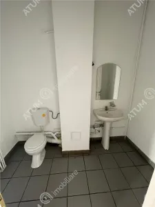De inchiriat spatiu comercial cu vad stradal si vitrina in zona Mihai Viteazu din Sibiu - foto 12
