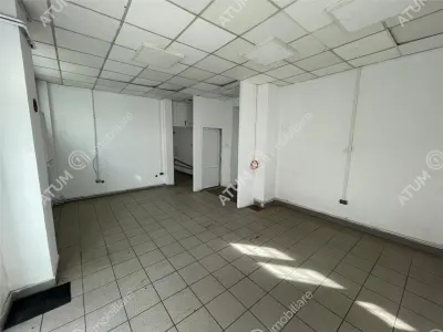 De inchiriat spatiu comercial cu vad stradal si vitrina in zona Mihai Viteazu din Sibiu - foto 4