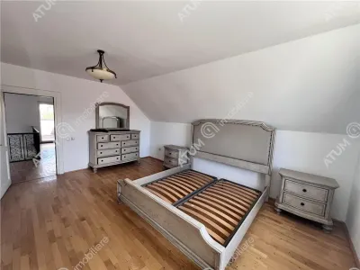 De vanzare casa individuala cu 6 camere si teren de 715 mp situata in Talmaciu/ Sibiu - foto 16