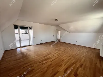 De vanzare casa individuala cu 6 camere si teren de 715 mp situata in Talmaciu/ Sibiu - foto 3