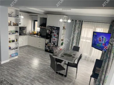 De vanzare casa la cheie cu 5 camere si 290 mp teren in Cisnadie - foto 11
